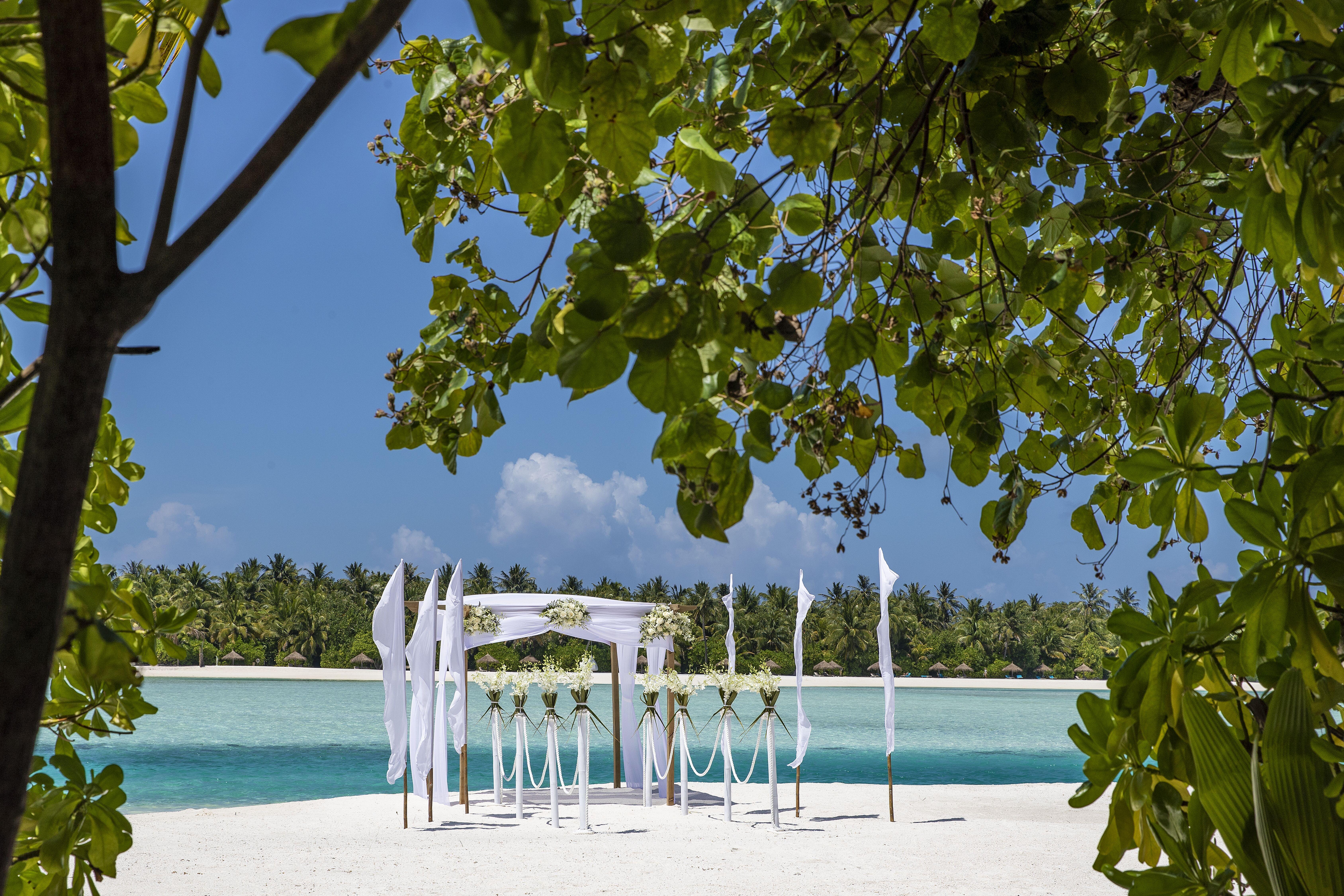 Naladhu Private Island Maldives Hotel Bagian luar foto